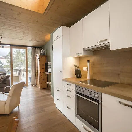 Modern With Balcony And Access To Sauna *