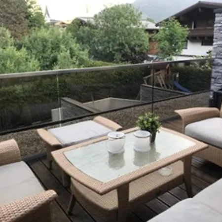 Apartment Modern With Balcony And Access To Sauna Neukirchen am Grossvenediger